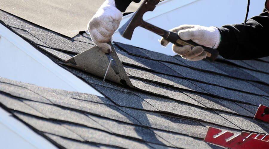 Professional Flat Roofing Installation in Arlington, IA
